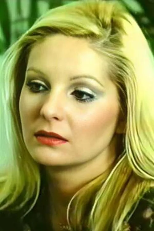 Doucheka ha trabajado con Dominique Félix en 2 ocasiones