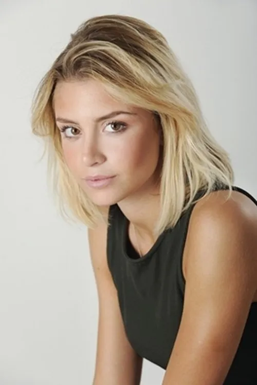 Domiziana Giovinazzo en su biografía y filmografía