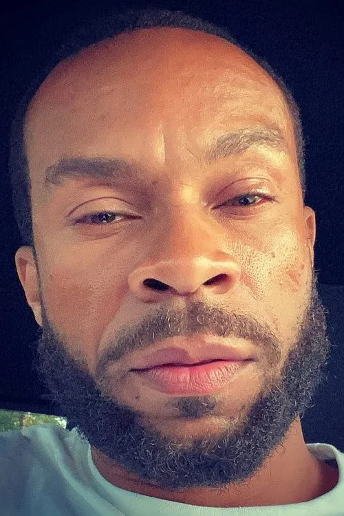 Donald Brumfield Jr. ha trabajado con Don Snipes en 1 ocasiones
