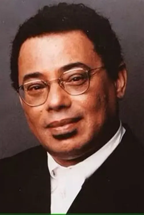 Donald Bogle interpretando a Himself