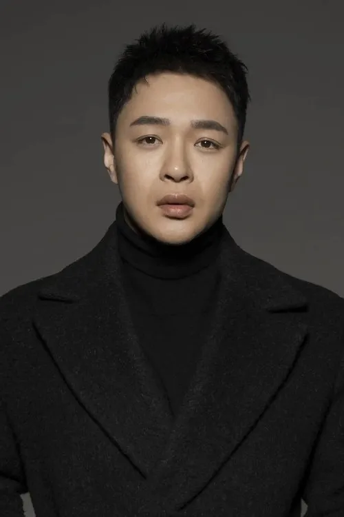 Foto de perfil del actor Dong Chunhui en el reparto