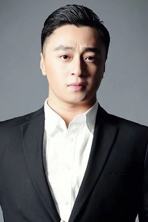 Dong Kefei en su biografía y filmografía