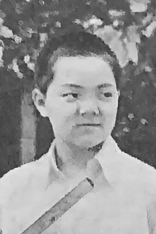 Dongmin Shi en su biografía y filmografía