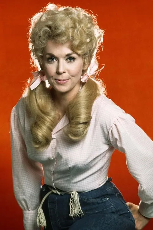 Donna Douglas — personaje: Elly May Clampett