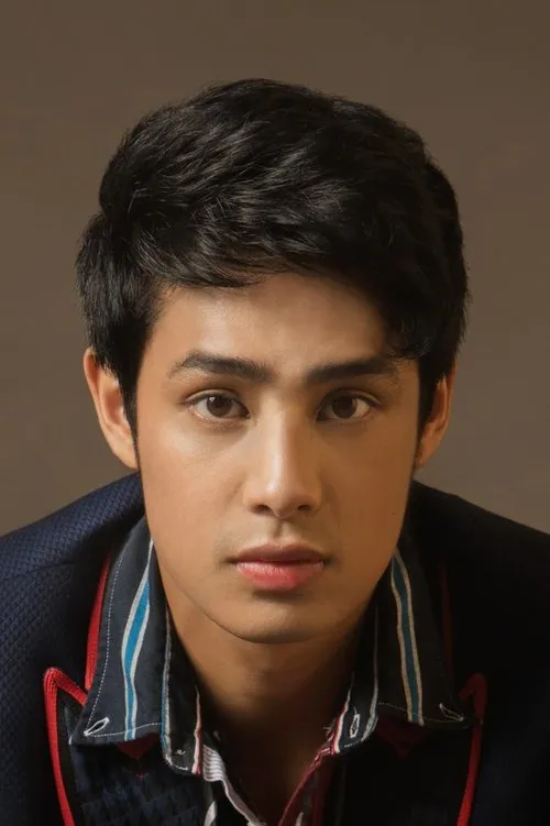 Donny Pangilinan — personaje: Andrei Mariano / Bingo