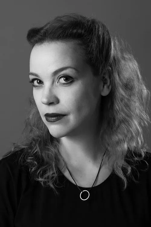 Davorka Tovilo ha trabajado con Dora Lipovčan en 2 ocasiones