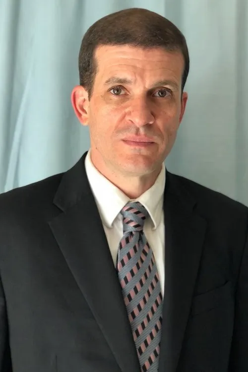 Brad Jurjens ha trabajado con Dotan Baer en 2 ocasiones