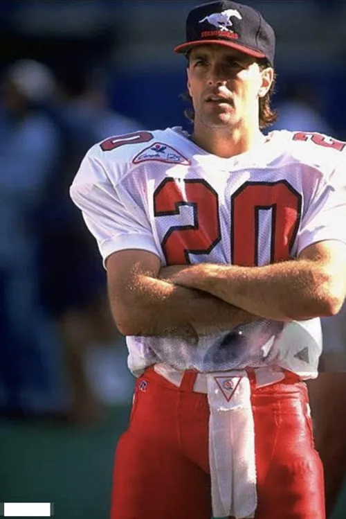 Foto de perfil del actor Doug Flutie en el reparto