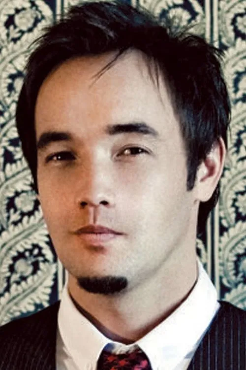 Madeleine Le Roux ha trabajado con Doug Robb en 1 ocasiones