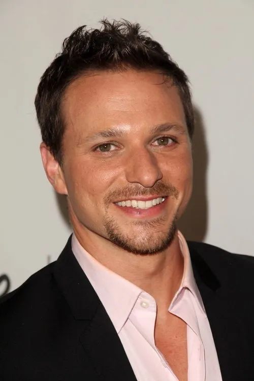 Jeff Timmons ha trabajado con Drew Lachey en 3 ocasiones