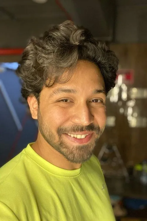 Duke Bose — personaje: EJ