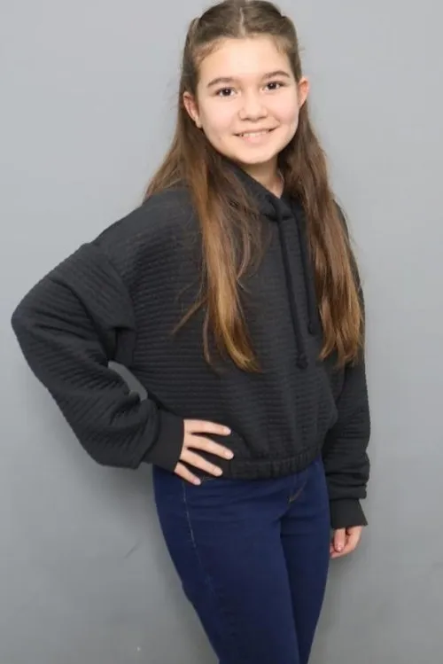 Tolga Demircan ha trabajado con Duru Irmak Apaydın en 1 ocasiones