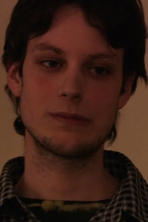 Dustin James Ashley interpretando a Kyle (as Dustin Ashley)