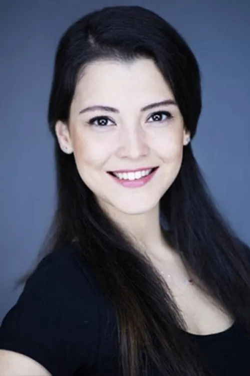 Duygu Gürcan — personaje: Safiye