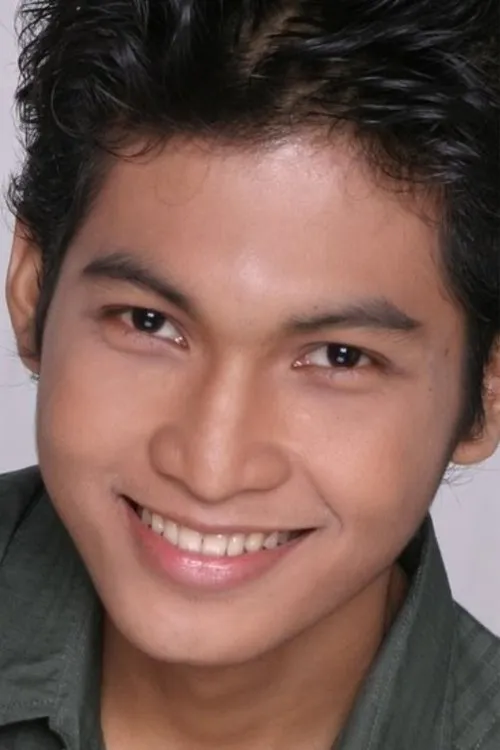 Dwi Damar en su biografía y filmografía