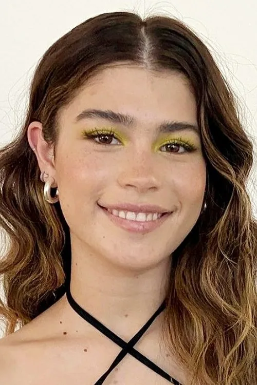 Helena Assis ha trabajado con Dylan Conrique en 1 ocasiones