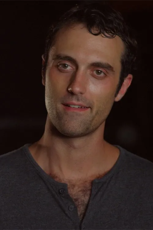 Dyson Posey interpretando a Cleaner #1