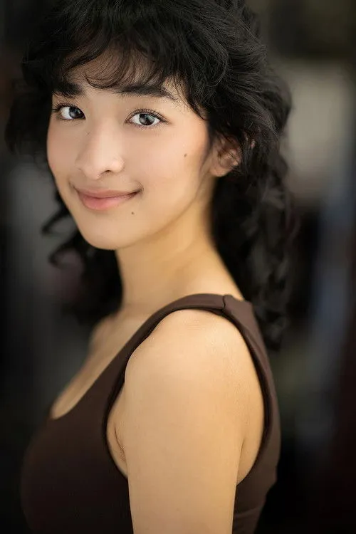 August Maturo ha trabajado con EaeMya ThynGi en 1 ocasiones