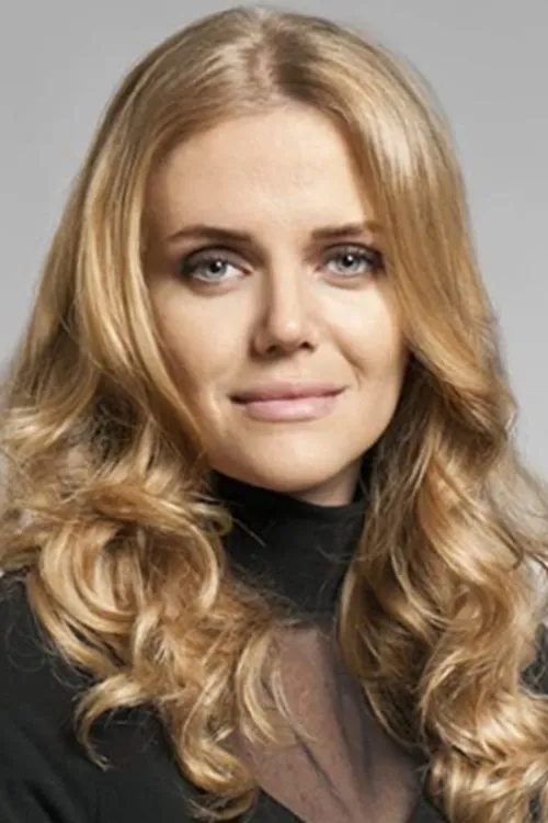 Efe Tunçer ha trabajado con Ecem Karavus en 1 ocasiones