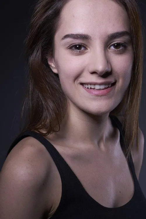 Ecem Simge Yurdatapan — personaje: Yelda