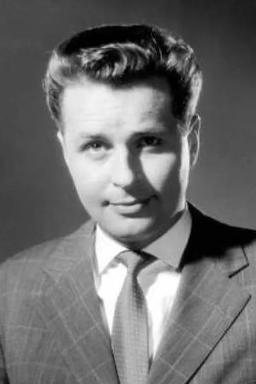 Eckart Dux — personaje: Mike Rander