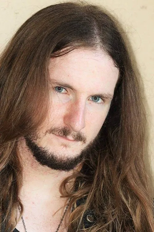 Ed Gage interpretando a Bucketboy the Pirate