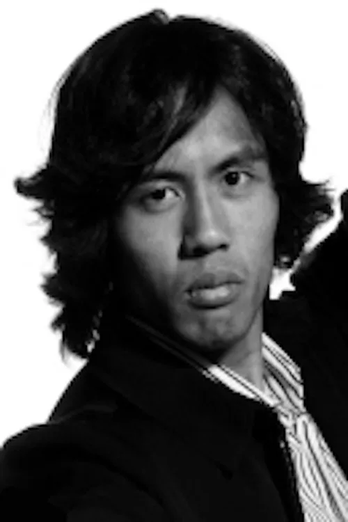 Sari Sabella ha trabajado con Ed Kahana en 2 ocasiones