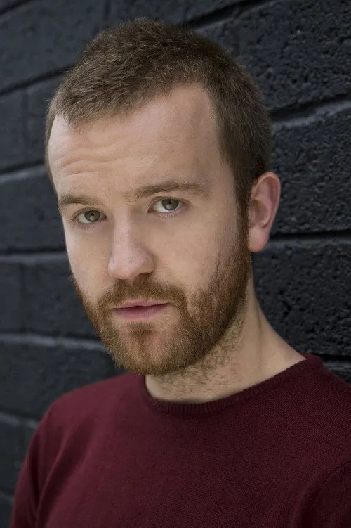 Ed Murphy interpretando a Danny