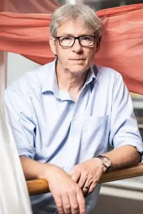 Eden Cale ha trabajado con Ed Wubbe en 1 ocasiones