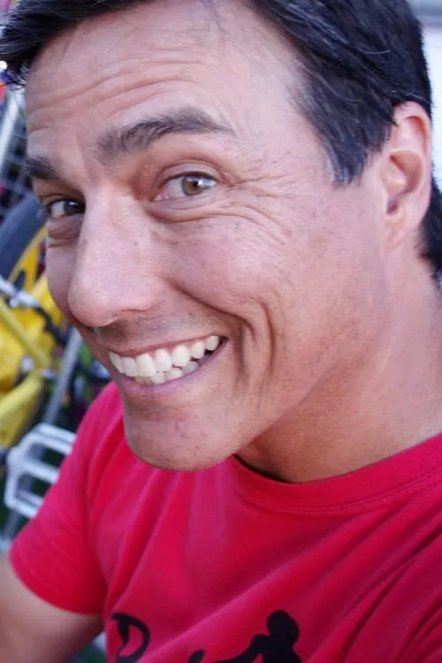 Joel Jordan ha trabajado con Eddie Fiola en 1 ocasiones