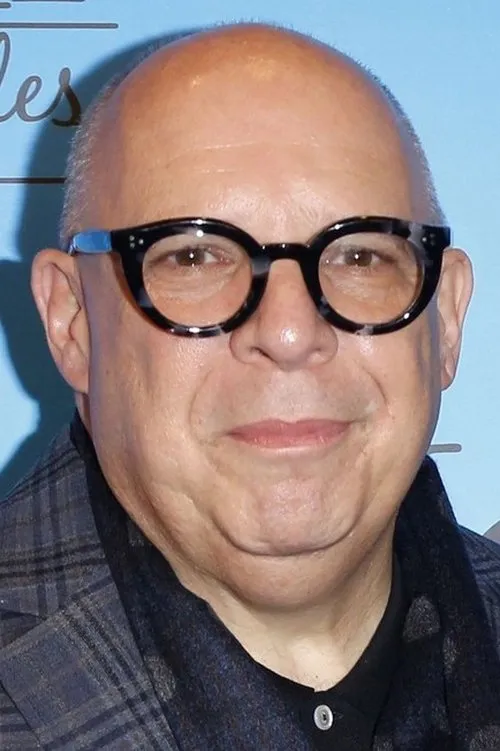 Eddie Gorodetsky interpretando a Self