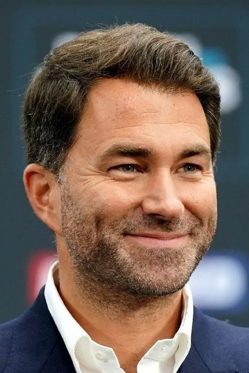 Eddie Hearn interpretando a Self