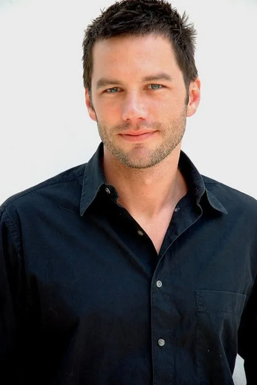 Foto de perfil del actor Eddie Mills en el reparto