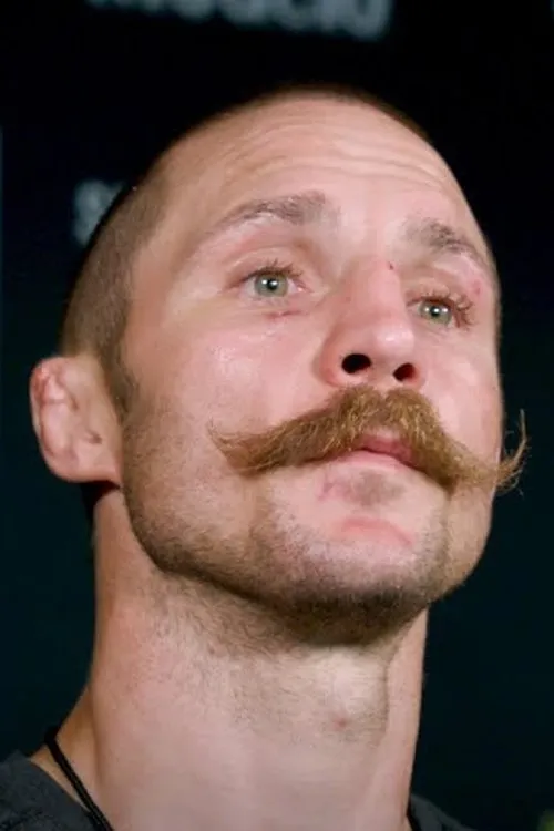 James Moontasri ha trabajado con Eddie Wineland en 2 ocasiones