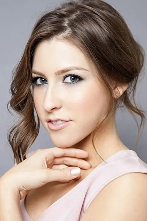 Eden Sher — personaje: Sue Heck