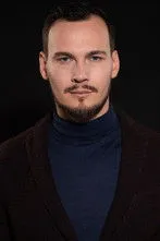 Ethan Kai ha trabajado con Edgar Bechter en 1 ocasiones