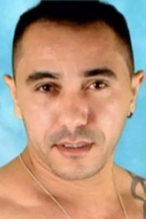 Renzo Araujo ha trabajado con Edmilson Martins en 1 ocasiones