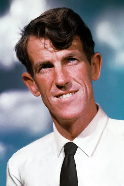 David Breashears ha trabajado con Edmund Hillary en 1 ocasiones