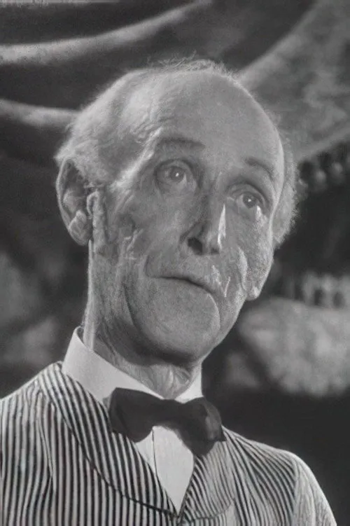 Roger Monteaux ha trabajado con Edouard Hemme en 4 ocasiones