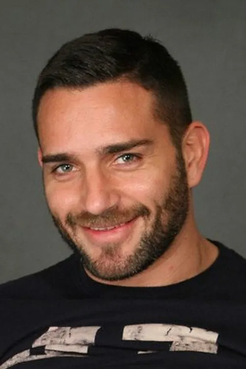 Edu Boxer interpretando a