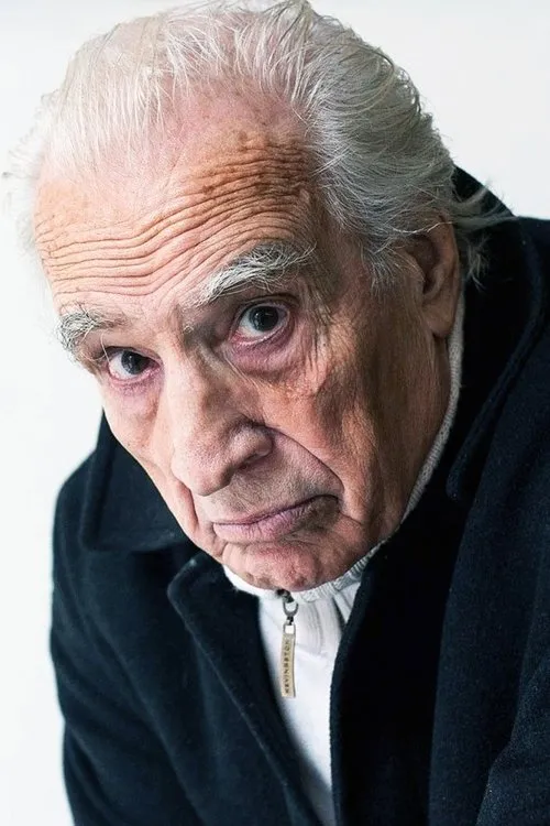 Eduardo Pavlovsky interpretando a Mr. Heredia