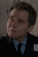 International Chrysis ha trabajado con Edward Rowan en 1 ocasiones