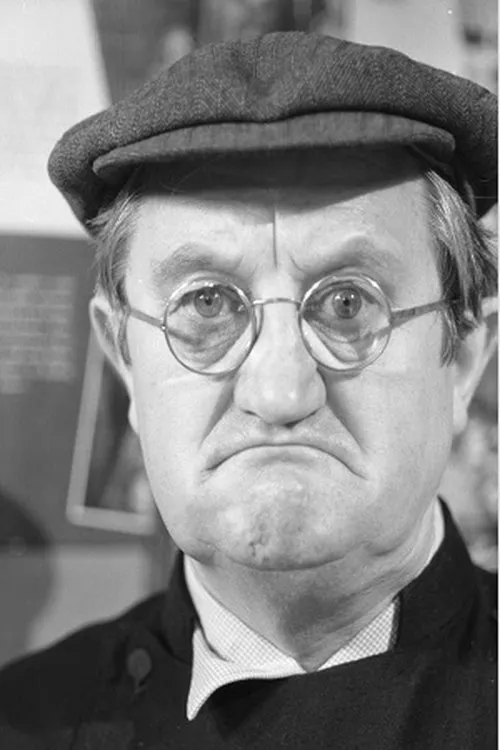 Foto de perfil del actor Edward Sinclair en el reparto