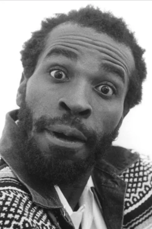 Manuel E. Santiago ha trabajado con Eek-A-Mouse en 1 ocasiones