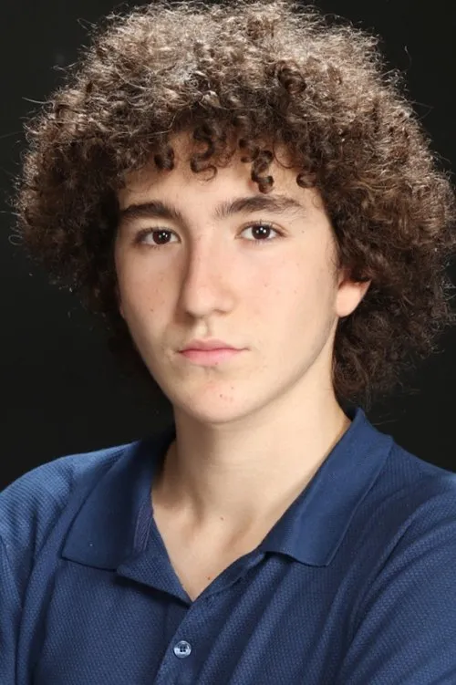 Yildiray Yildizoglu ha trabajado con Efe Kayra Yıldırım en 1 ocasiones