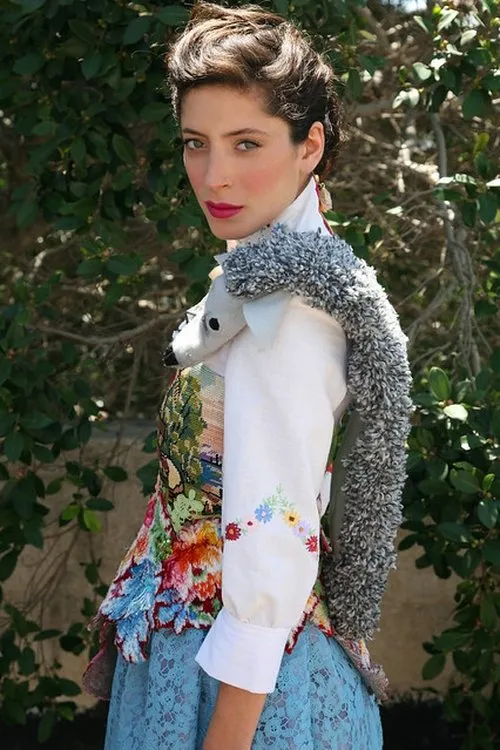 Yael Hadar ha trabajado con Efrat Gosh en 1 ocasiones