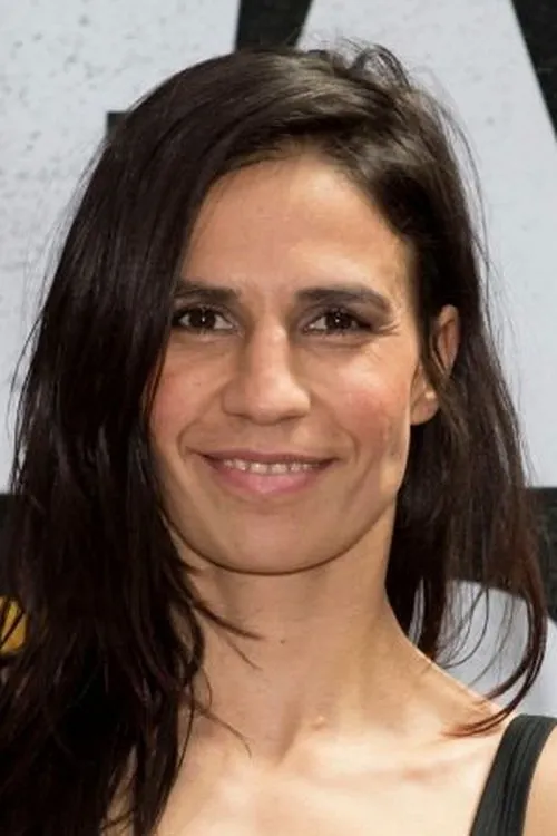 Eftychia Kathopouli interpretando a Self