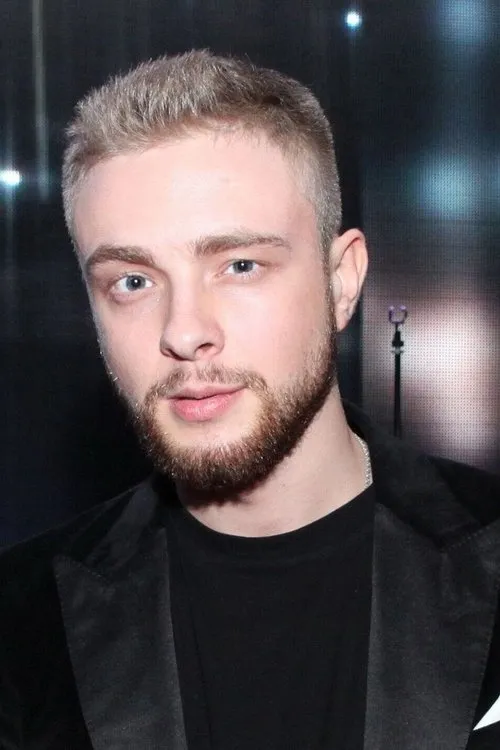 ??????? ?????? ha trabajado con Егор Булаткин en 2 ocasiones