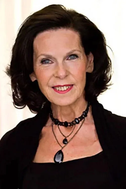 Edith Holmström ha trabajado con Eija Nousiainen en 1 ocasiones
