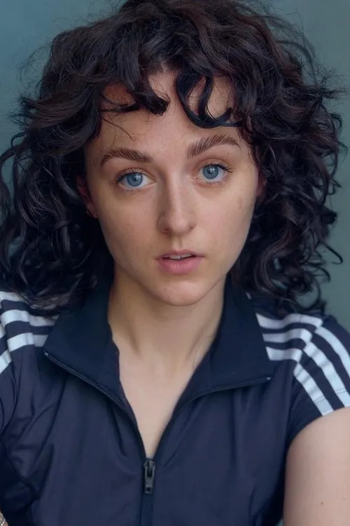 Lara Peake ha trabajado con Eilidh Loan en 1 ocasiones